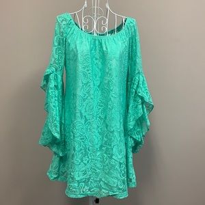 Mint lace